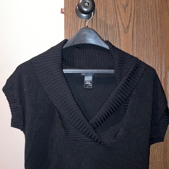 Short sleeve turtle neck with belt loops - Picture 2 of 2